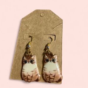Adorable Brown and Cream Cat Earrings